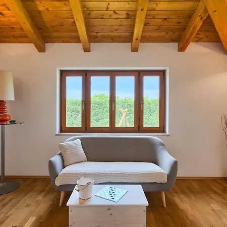 Holiday home Salambati Smoljanci