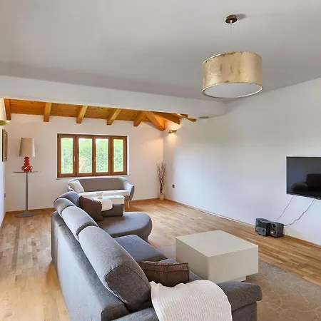 Salambati Holiday home *